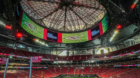 中女足战胜韩国队，张馨、王霜连下两城