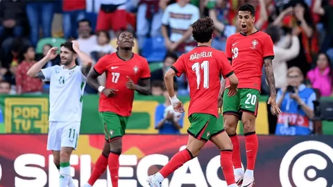 重庆体育博物馆喜获奥运奖牌与“冠军枪”等稀有藏品