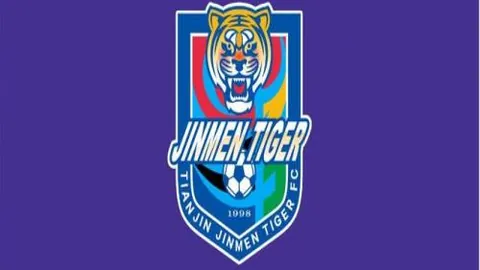 大乐透期号专家推荐：骑士主场对决魔术质合分析